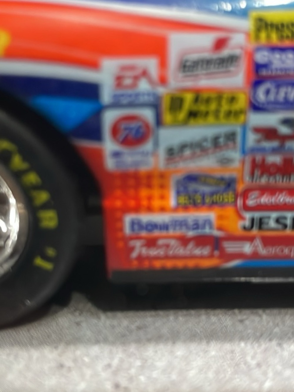 Hot Wheels - Picture 4 of 9